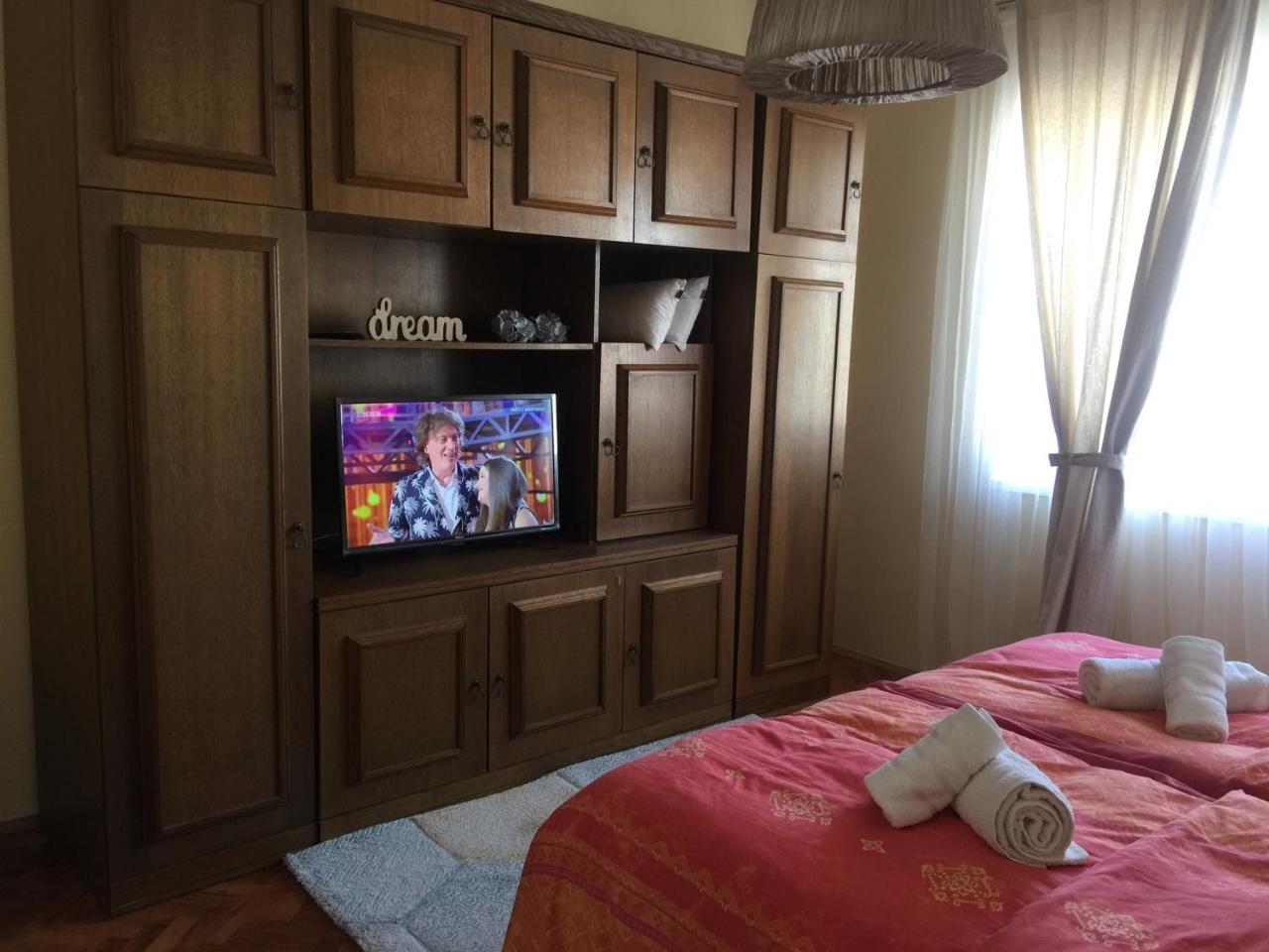 Stan Na Dan Gradiska/Bos. Gradiska Apartment ภายนอก รูปภาพ